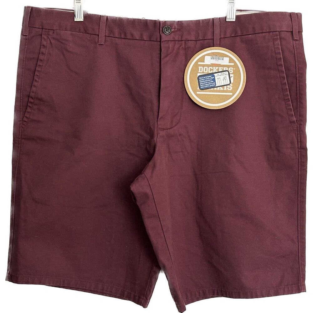 Texas A&M Aggies Shorts Men’s Size 40 Maroon Dockers Football NWT IRREGULAR